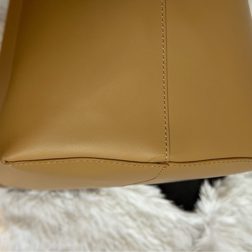 💞💖Fendi Hypnoteyes Shopping Tote - Picture 12 of 16